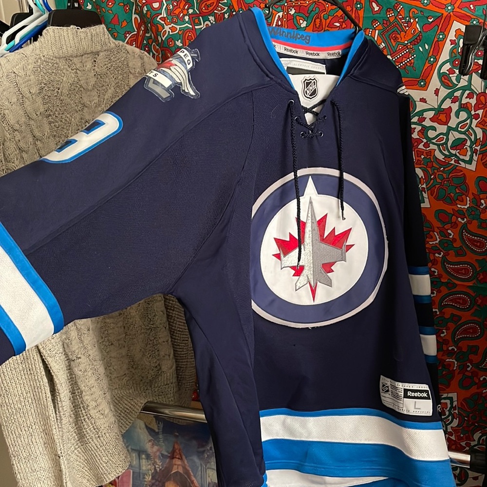 Winnipeg Jets hockey jersey